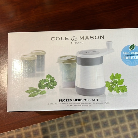 NWT COLE & MASON Frozen Herb Mill Set. - Picture 1 of 3